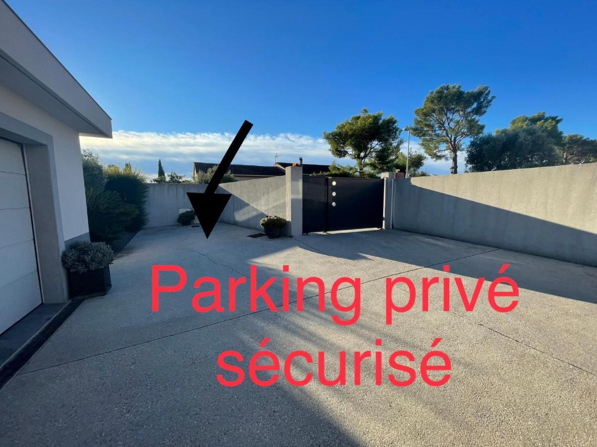 Chambre Luxe Dans Villa De Standing Avec Piscine, Acces Discret Et Independant, Terrasse Arboree Et Parking Prive La Valette-du-Var Bagian luar foto